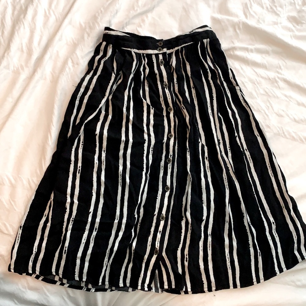 Striped black & white skirt